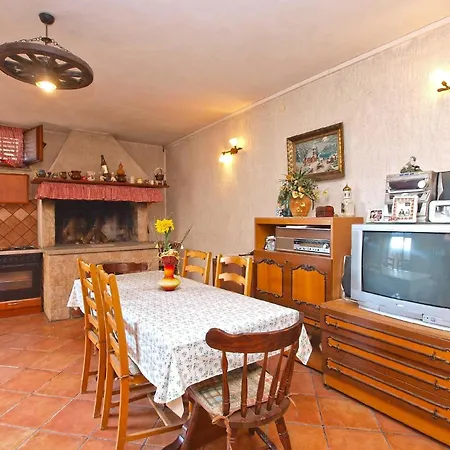 Fuer 3 Personen Ca 40 Qm In Rovinj, Istrien Istrische Riviera Apartment Rovinj